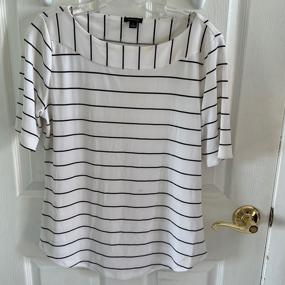 Short sleeve suiting shell